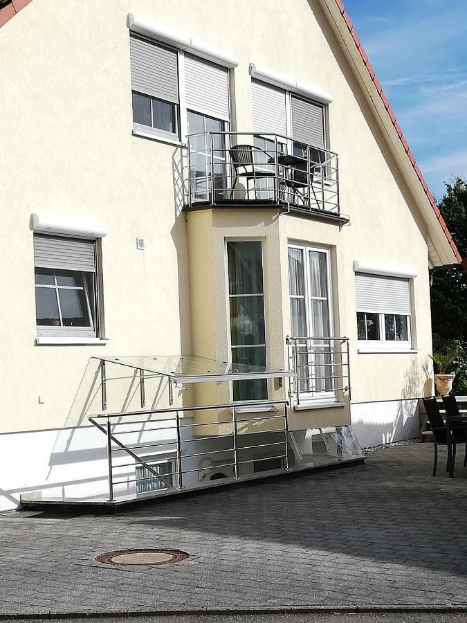 Ferienwohnung Am Bodensee Mit 3 Schlafzimmer Ueber 2 Etage Mit Kleine Balkon Bis 7 Personen 위버링겐 외부 사진